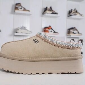 UGG Tazz Platform Slipper Mustard Seed Women's